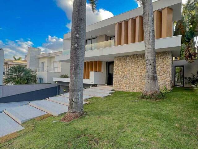 Casa para Venda em Santana de Parnaíba - 5