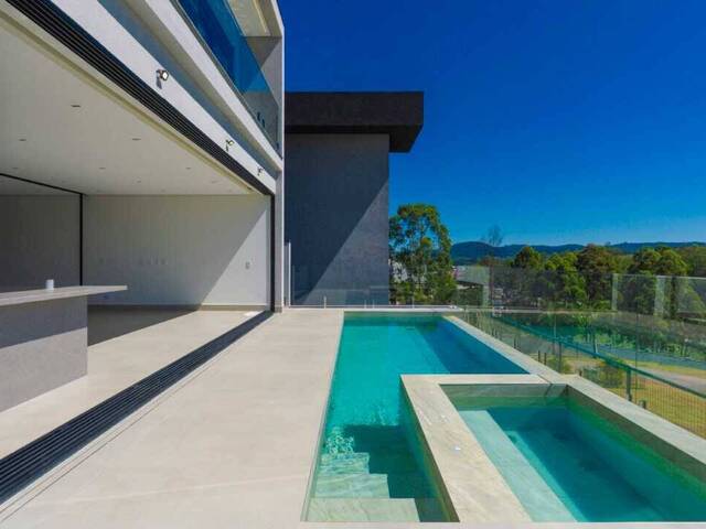 Casa para Venda em Santana de Parnaíba - 5