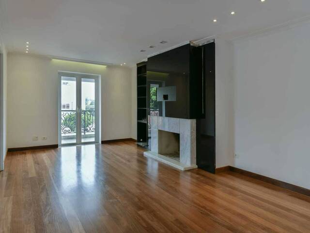 #44 - Apartamento para Venda em São Paulo - SP