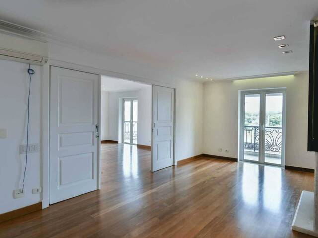 #44 - Apartamento para Venda em São Paulo - SP