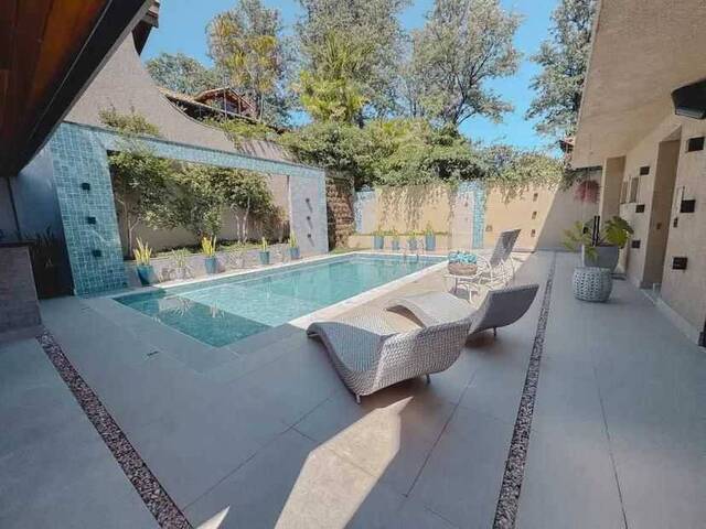 #60 - Casa para Venda em Barueri - SP